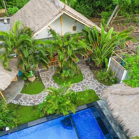 Gili Matiki Hotel Гили Еър Екстериор снимка